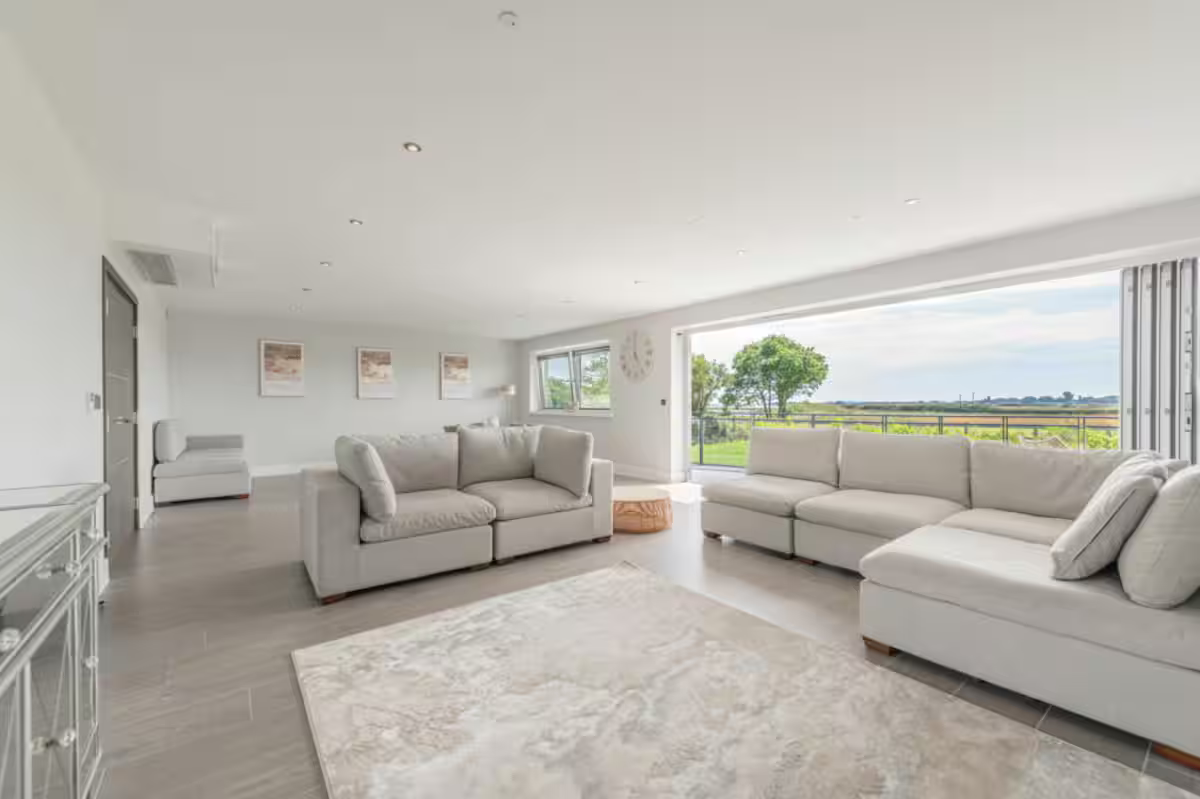 Yachthaven Luxury Waterfront Home