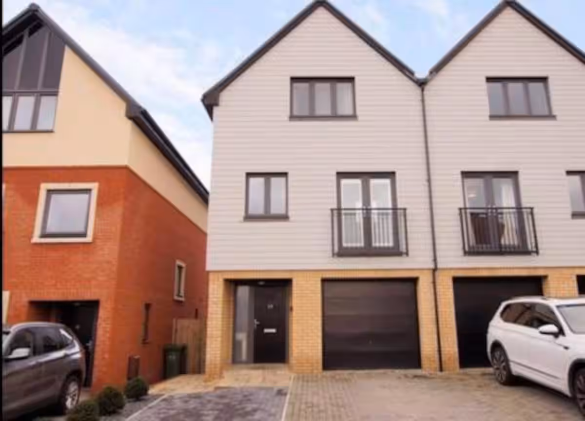 3 Bedroom Home with Sea Views & Jacuzzi